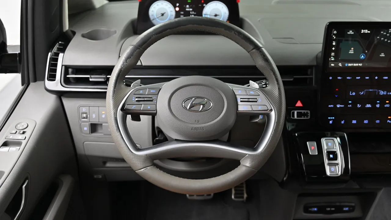 Hyundai Staria — miniaturë 13