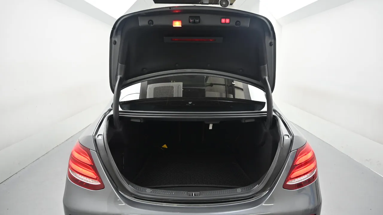 Mercedes-Benz E-klasse — miniaturë 19
