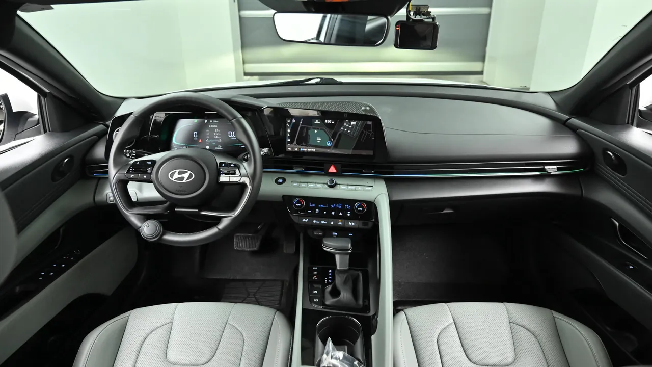 Hyundai Avante — miniaturë 7