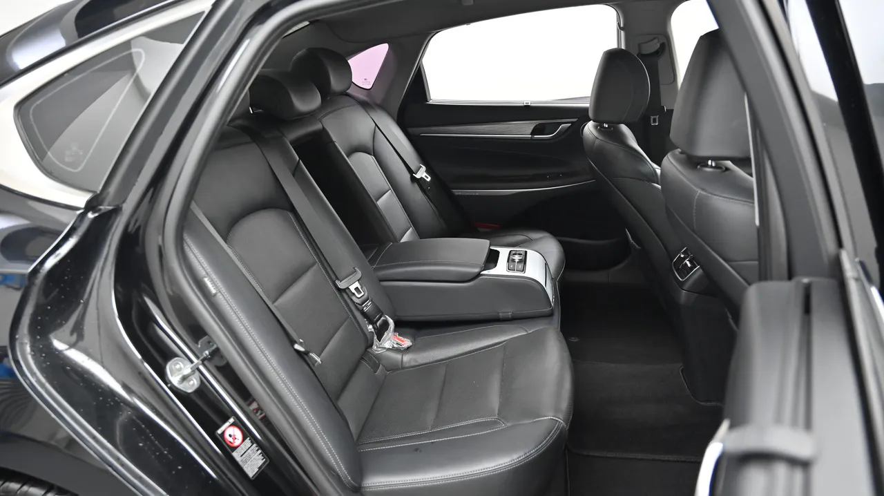 Hyundai Grandeur — miniaturë 12