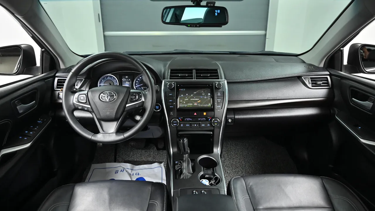 Toyota Camry — miniaturë 23