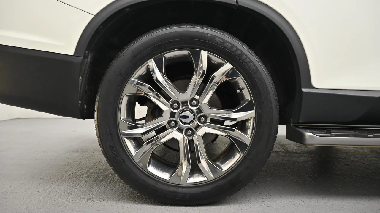 SsangYong Rexton — miniaturë 5