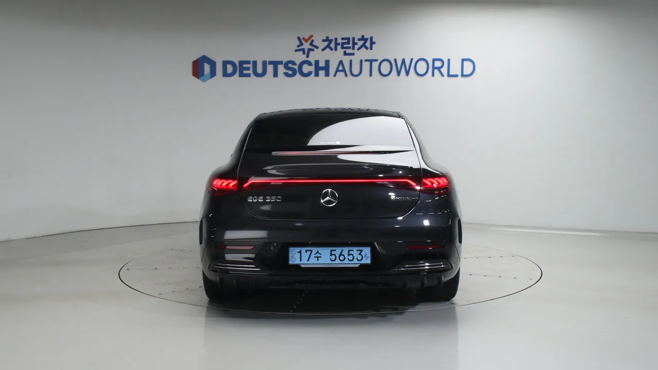 Mercedes-Benz EQE — miniaturë 4