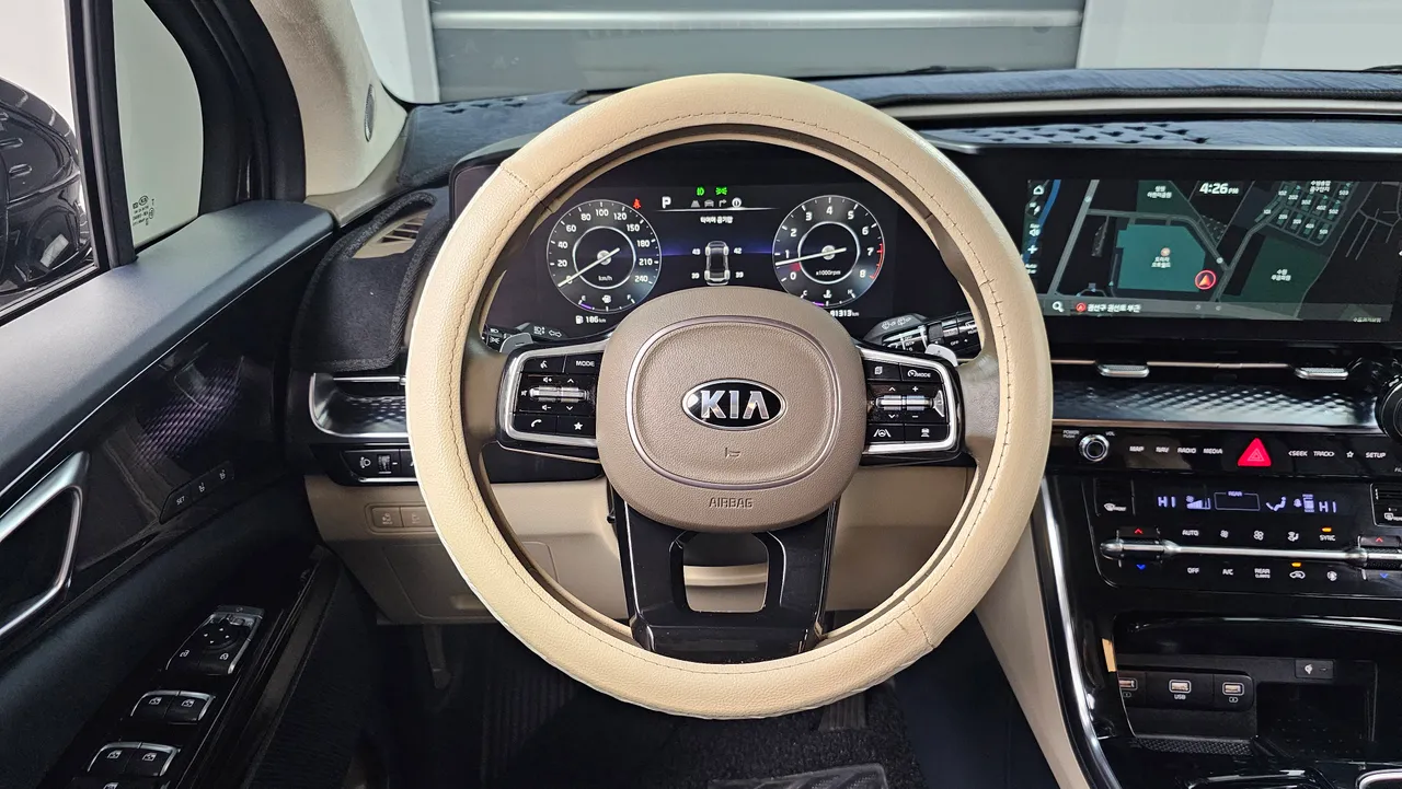 Kia Carnival — miniaturë 40