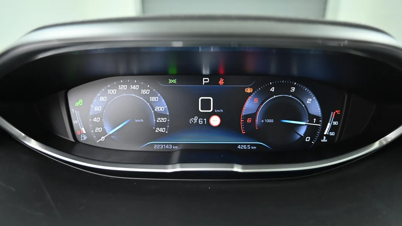 Peugeot 3008 2nd Generation 2.0 BlueHDi GT