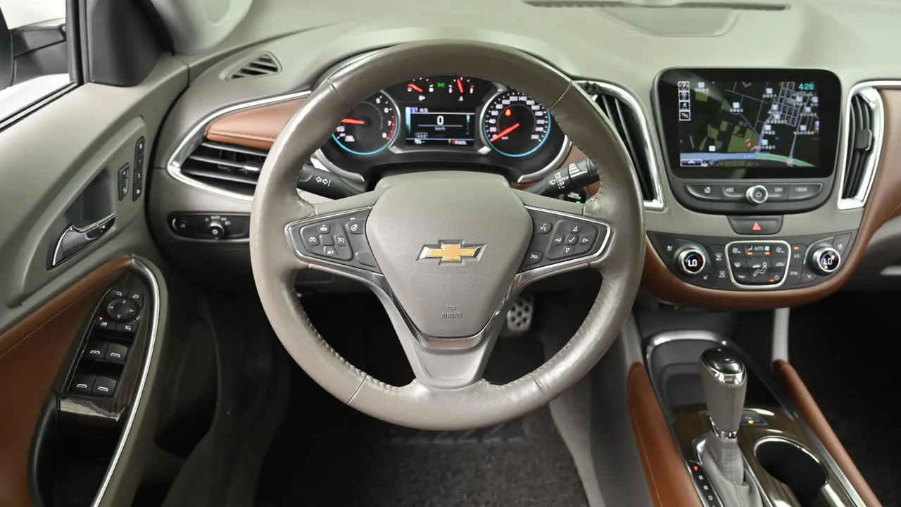 Chevrolet Malibu — miniaturë 13