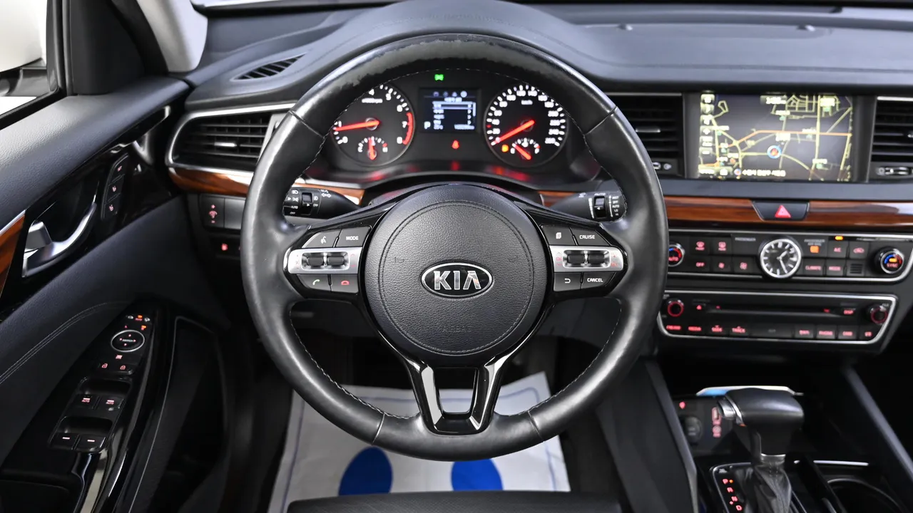 Kia K7 — miniaturë 13