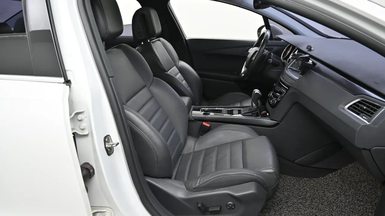 Peugeot 508 1st Generation 1.6 BlueHDi Allure