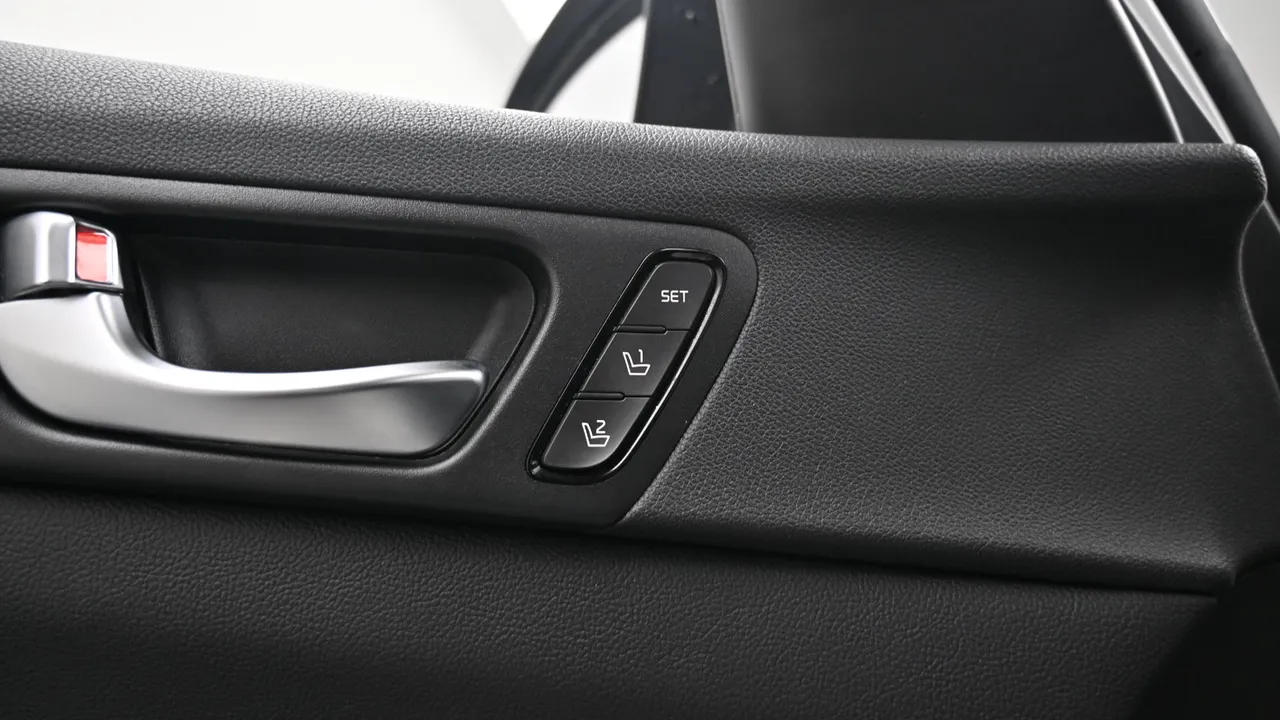 Kia K5 — miniaturë 17