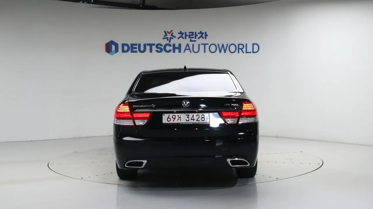 KGM (Ssangyong) New Chairman W CW700 Limousine