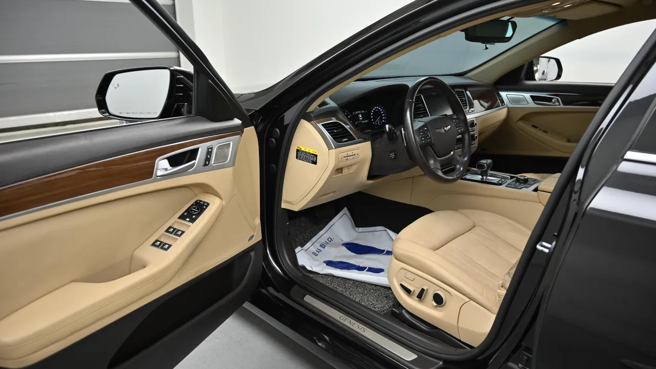 Genesis G80 — miniaturë 11