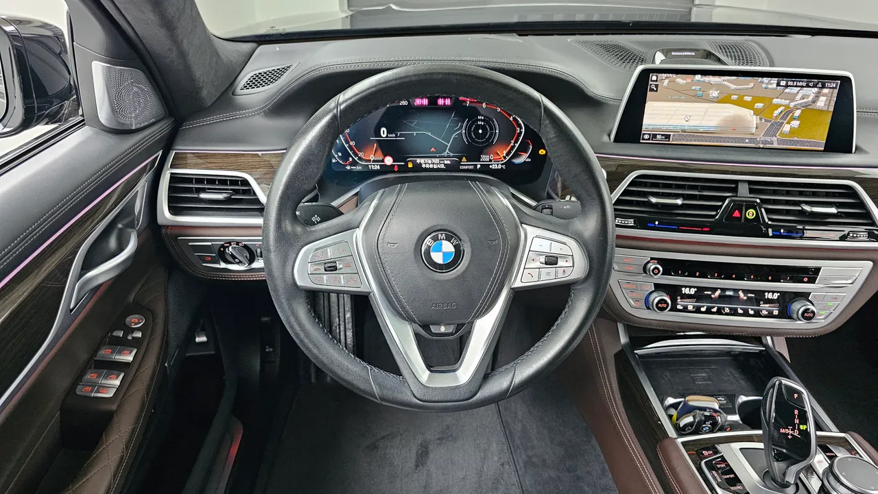 BMW 7er — miniaturë 13