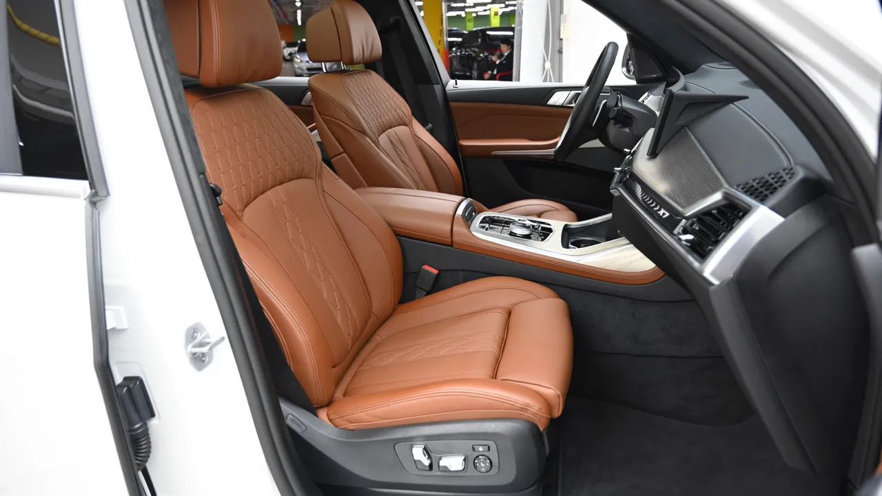 BMW X7 — miniaturë 10