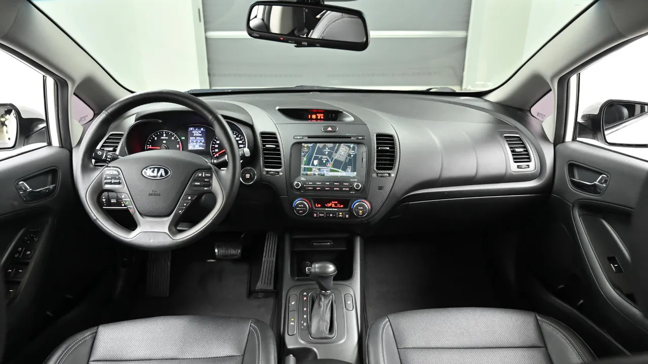 Kia K3 — miniaturë 7