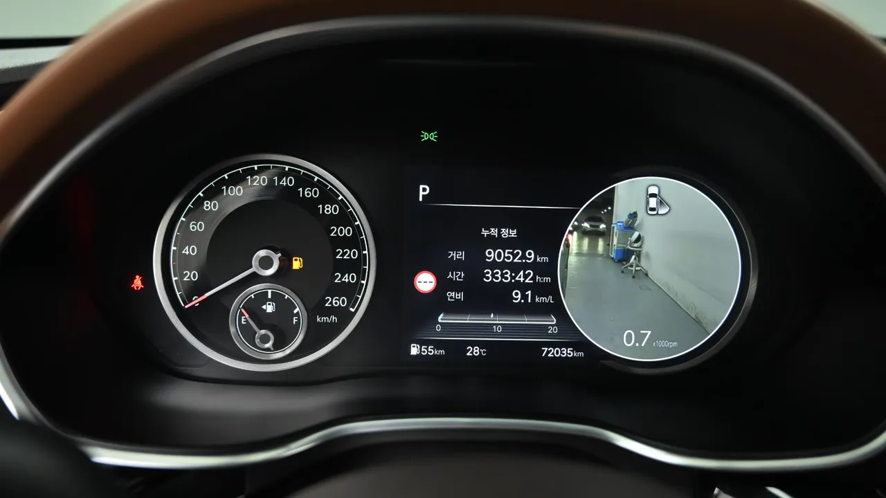 Genesis G80 — miniaturë 8