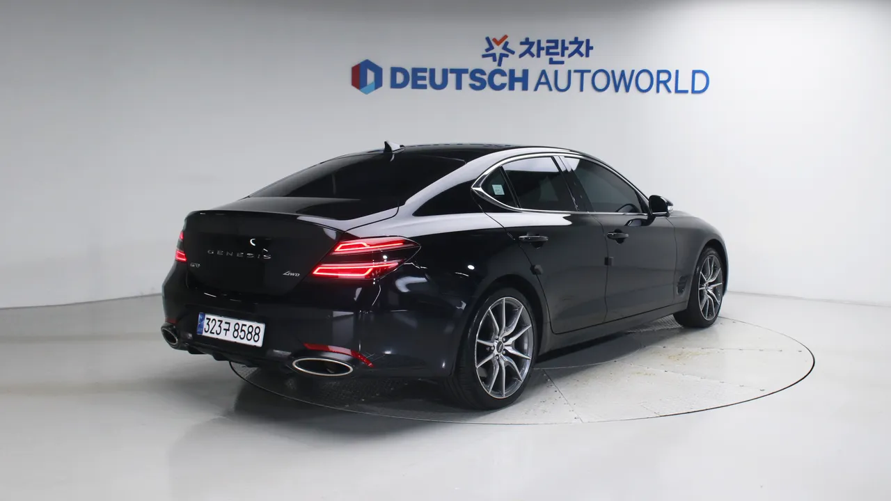 Genesis G70 — miniaturë 2