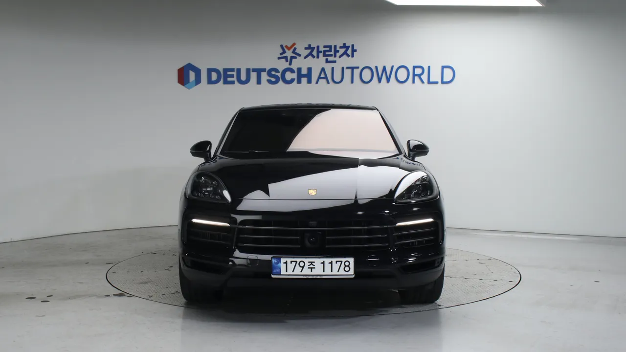 Porsche Cayenne — miniaturë 3