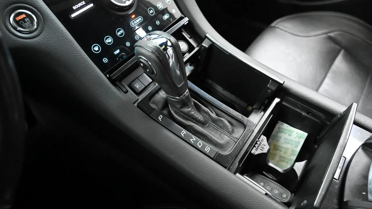 Ford Taurus 6th Generation 2.0 Limited EcoBoost