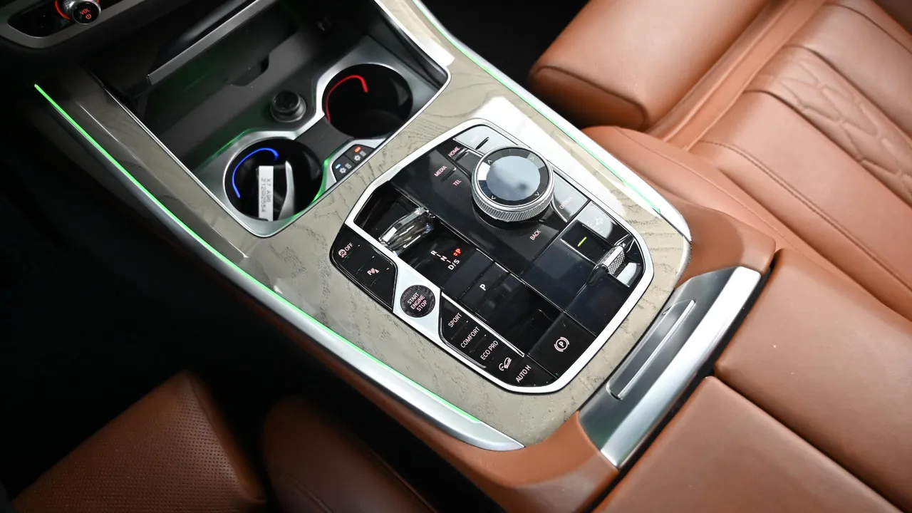BMW X7 — miniaturë 25