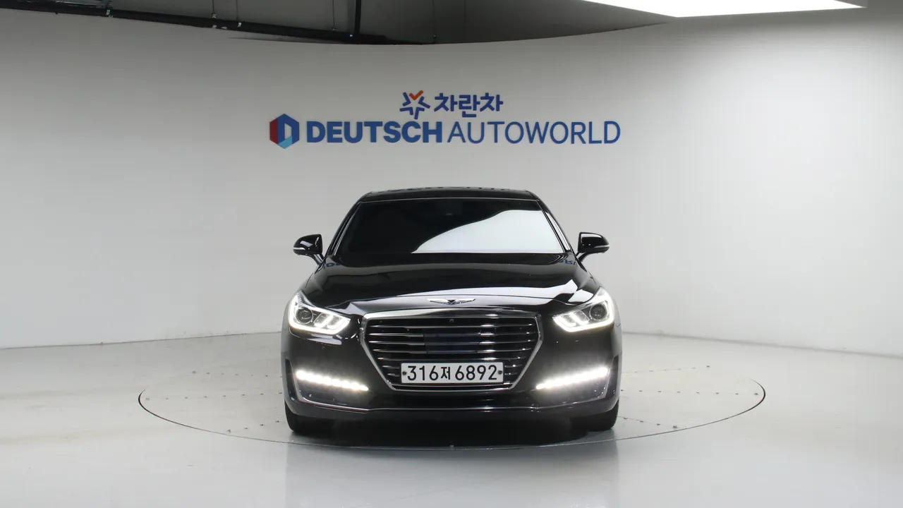 Genesis G90 — miniaturë 3
