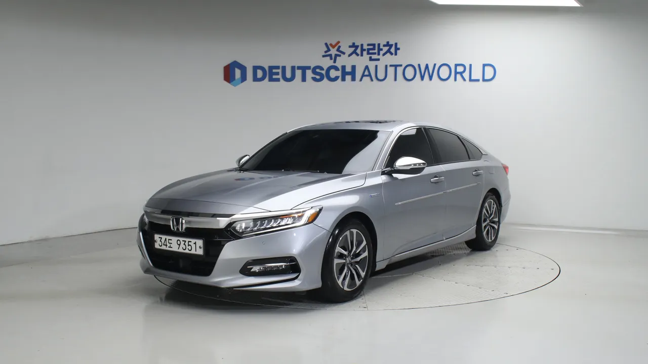 Honda Accord 2.0 하이브리드 투어링 — foto 1