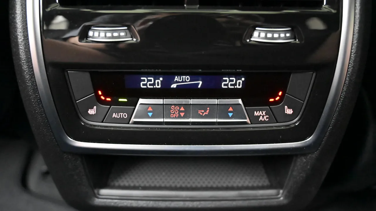 BMW X5 — miniaturë 25