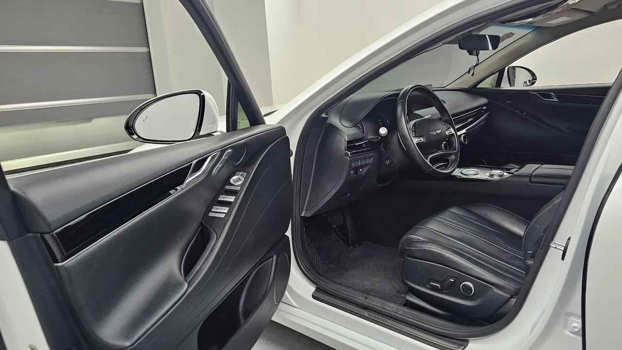 Genesis G80 — miniaturë 11