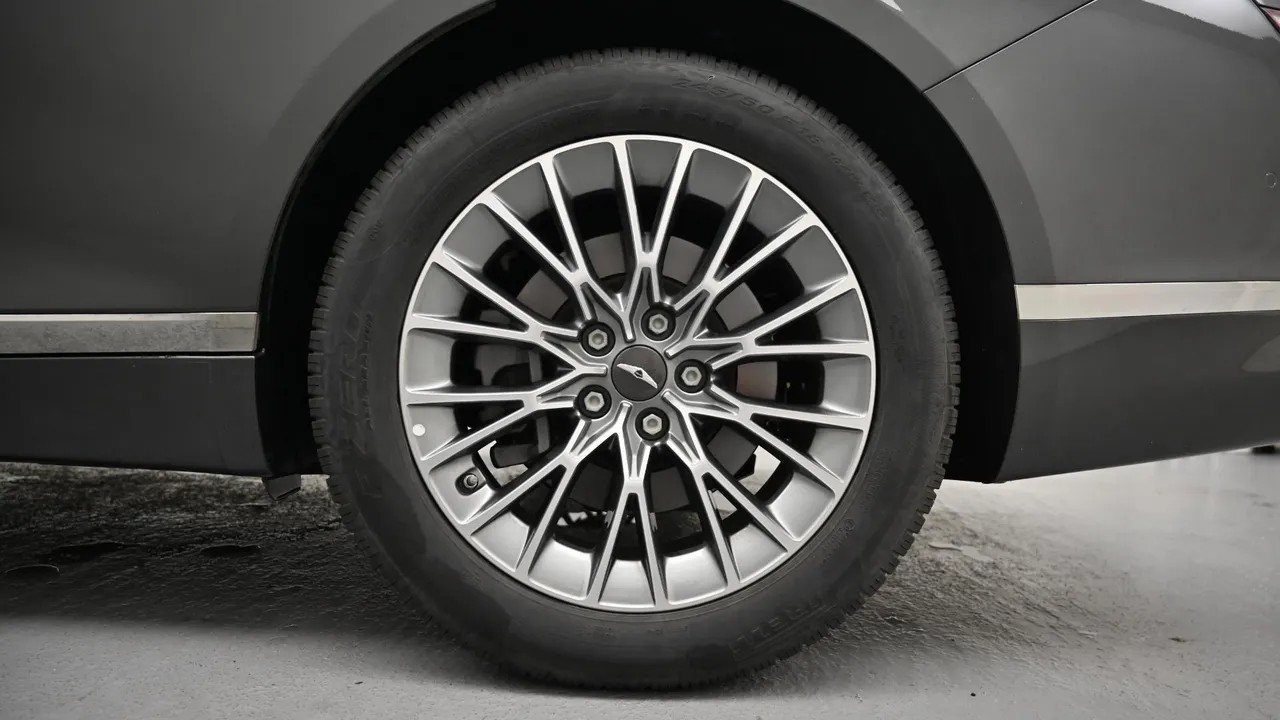 Genesis G80 — miniaturë 5