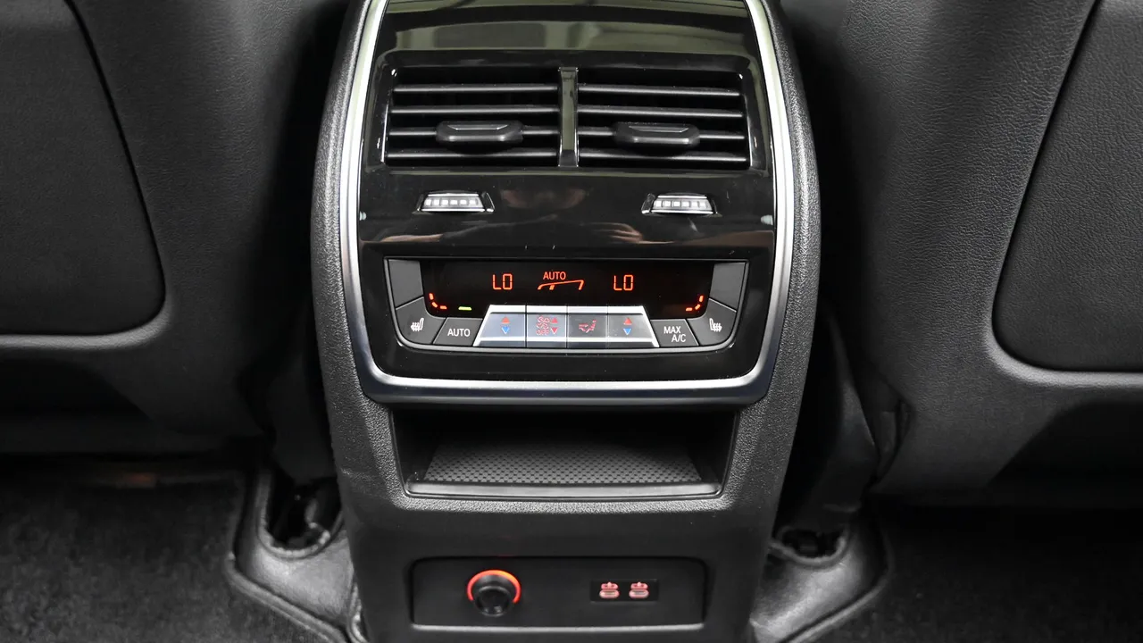 BMW X7 — miniaturë 16