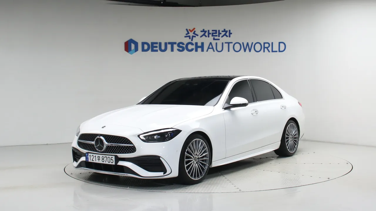 Mercedes-Benz C-klasse C300 4MATIC AMG Line — foto 1