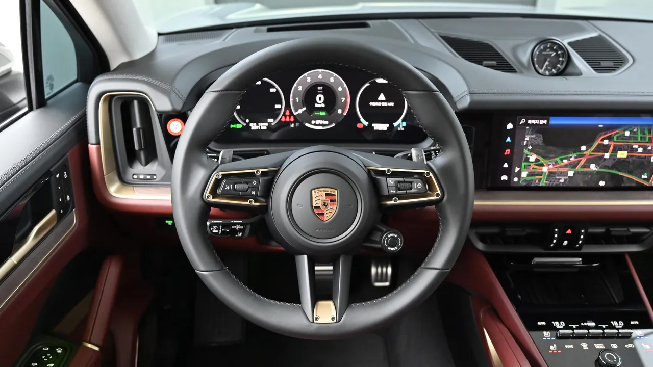 Porsche Cayenne — miniaturë 22