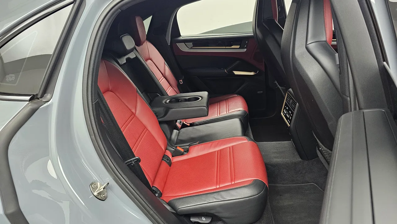 Porsche Cayenne — miniaturë 21