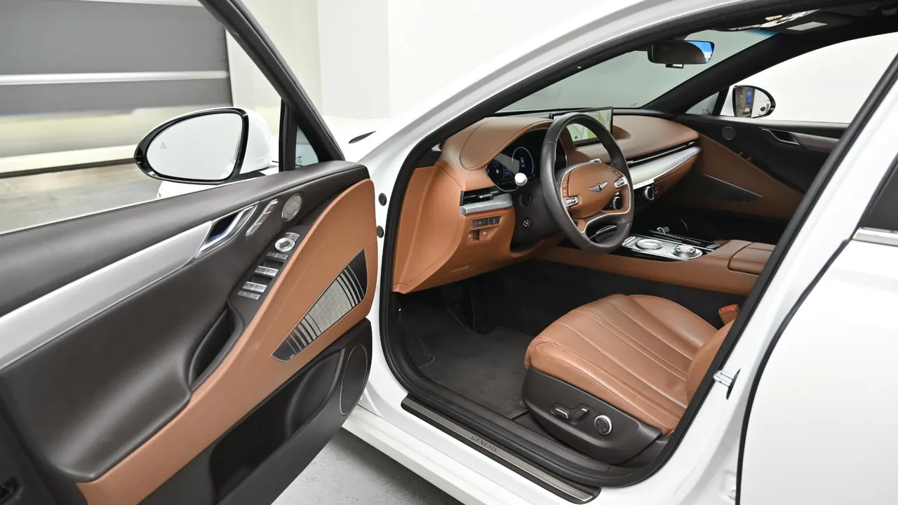 Genesis G80 — miniaturë 11