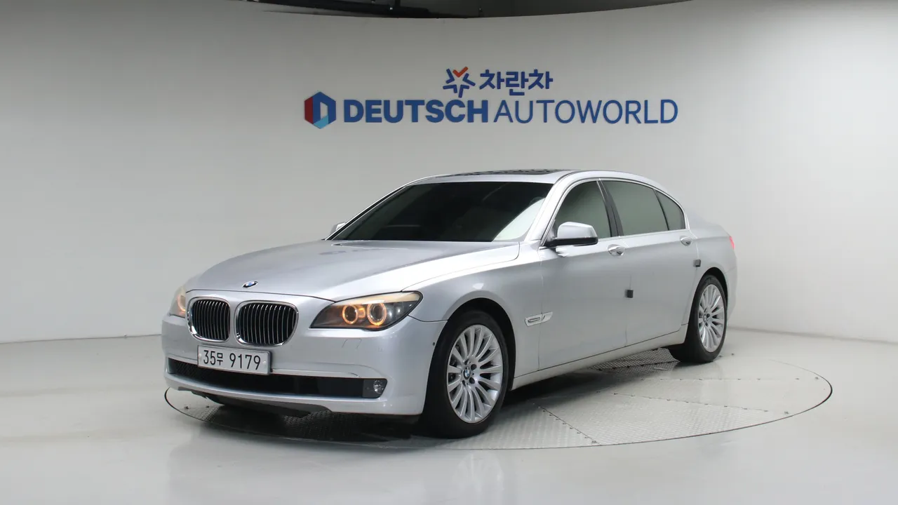 BMW 7er 740Li — foto 1