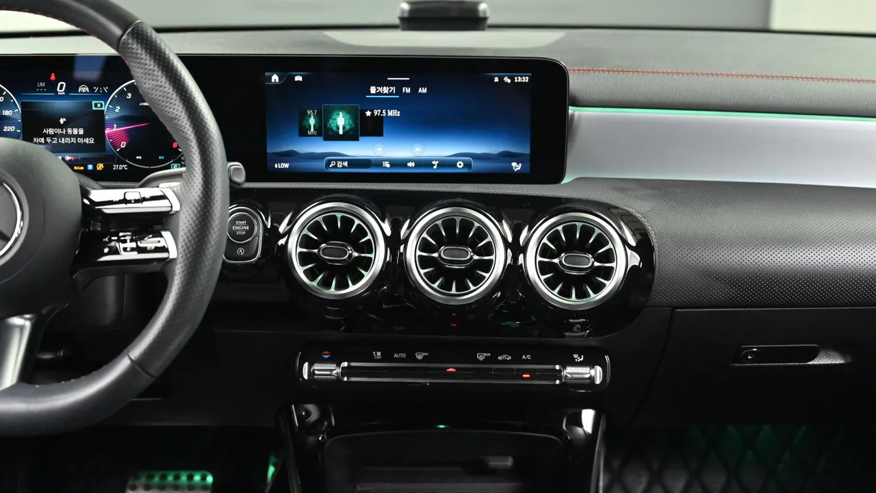 Mercedes-Benz CLA-klasse — miniaturë 14