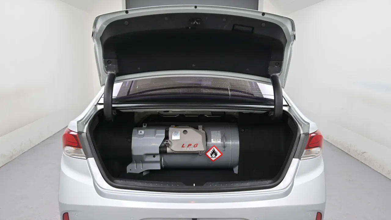 Hyundai Sonata — miniaturë 19
