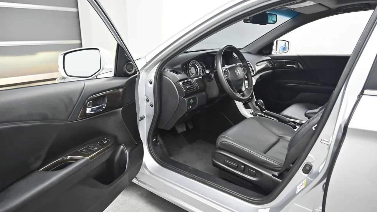 Honda Accord — miniaturë 11