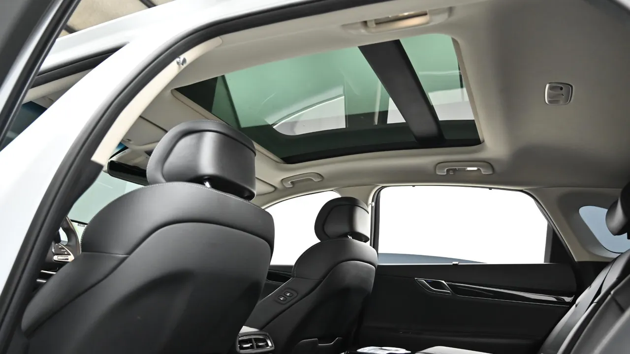 Genesis G80 — miniaturë 18