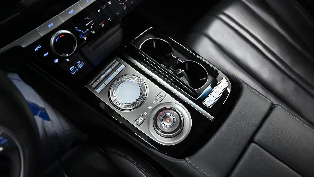 Genesis G80 — miniaturë 9