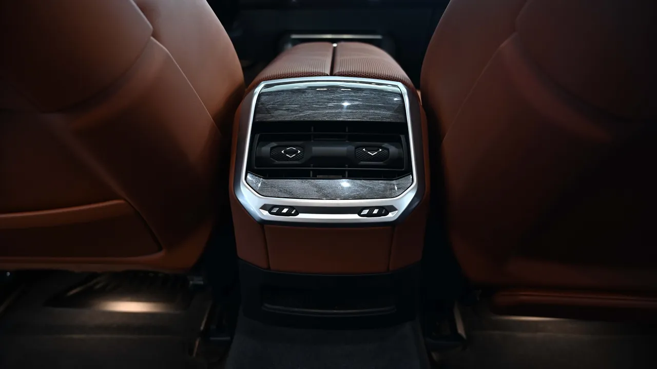 BMW i7 — miniaturë 26