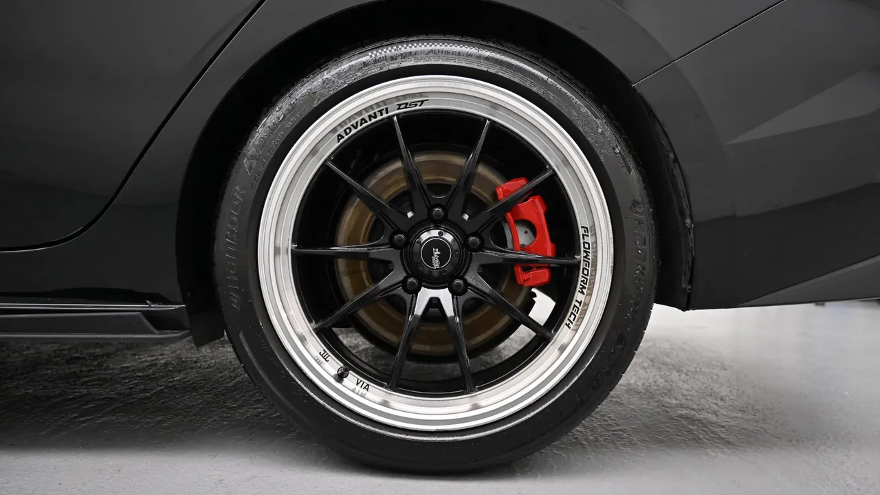 Hyundai Avante — miniaturë 5