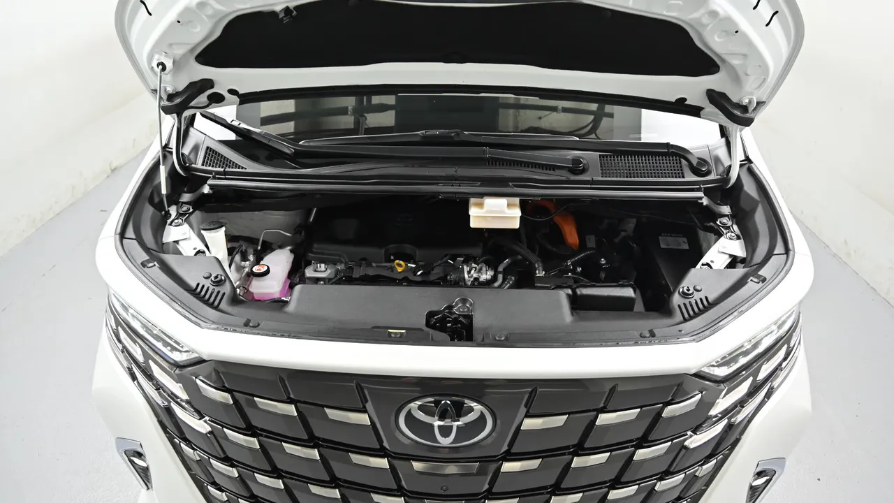 Toyota Alphard — miniaturë 6