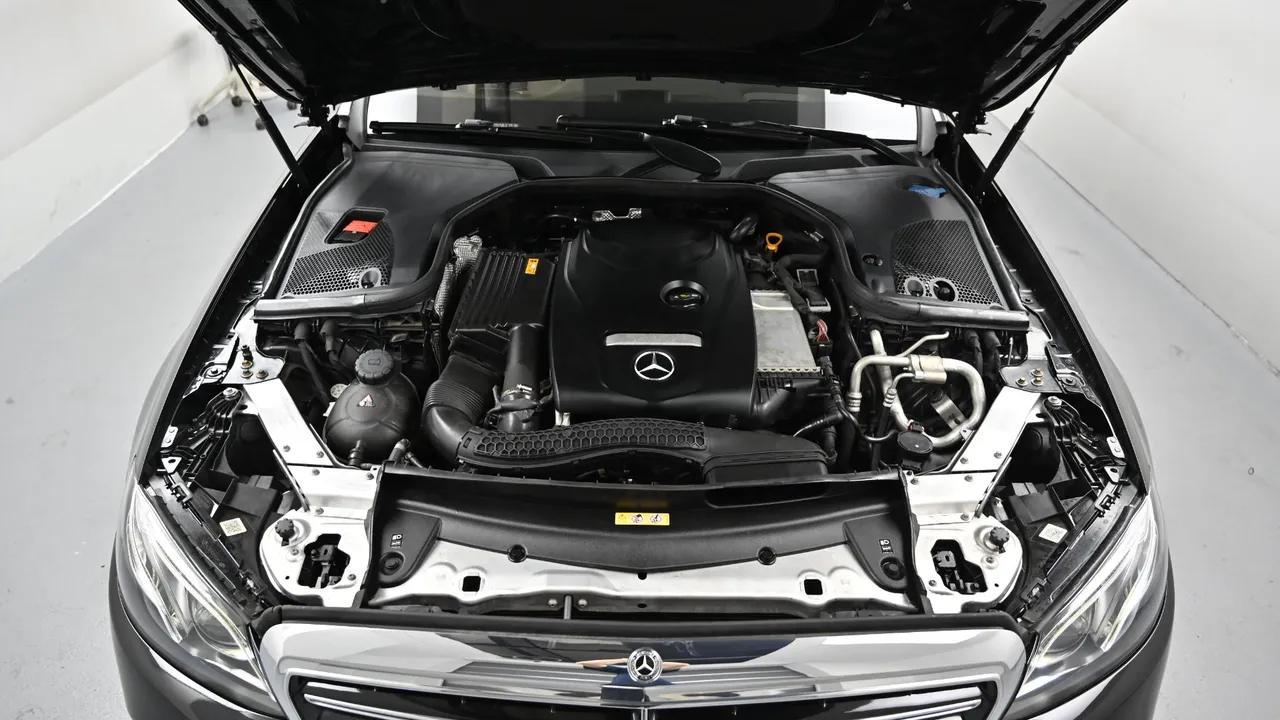 Mercedes-Benz E-klasse — miniaturë 6