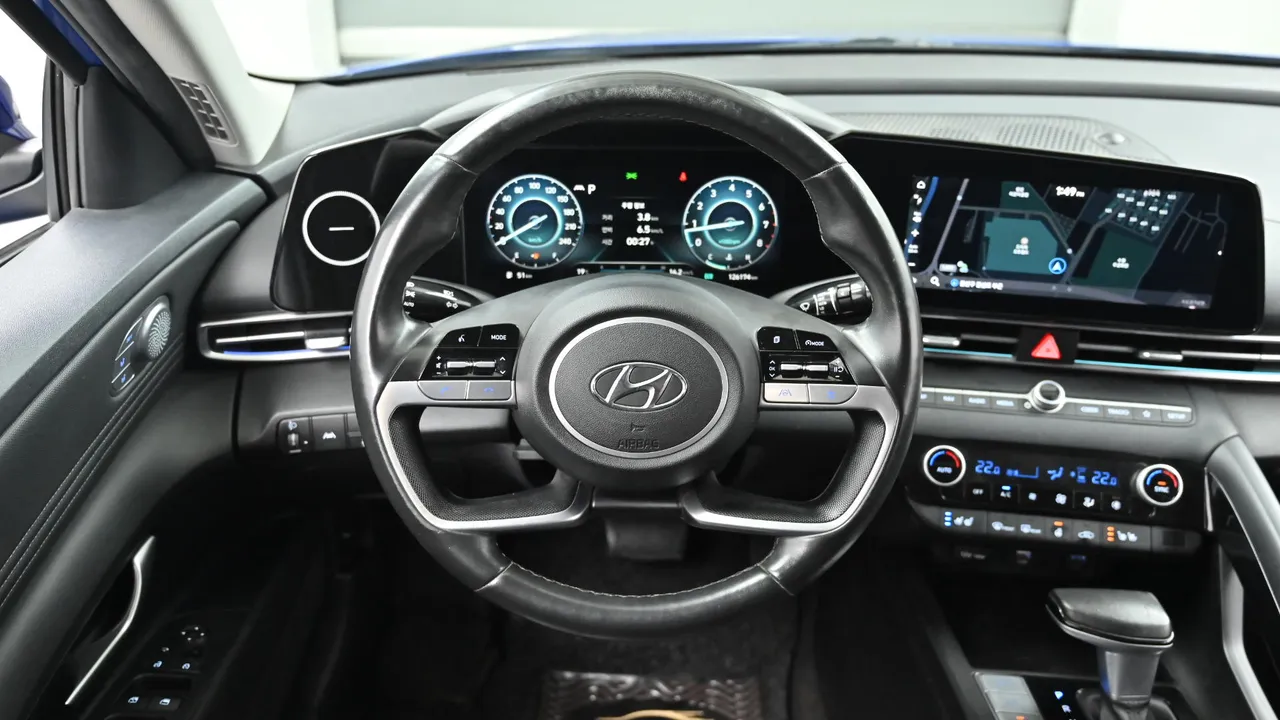 Hyundai Avante — miniaturë 13