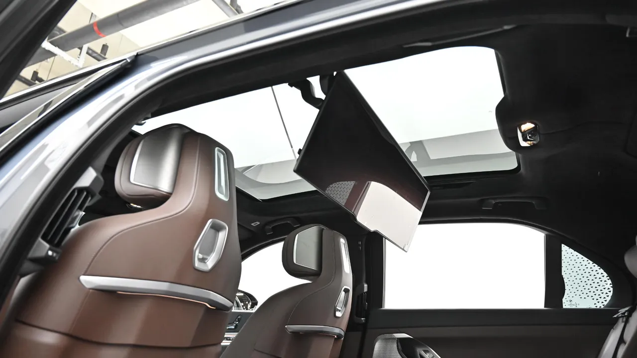 BMW 7er — miniaturë 36
