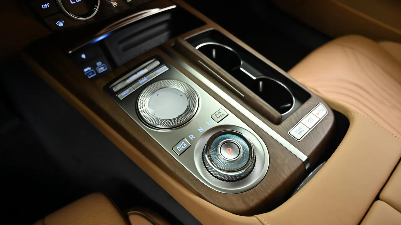 Genesis G80 — miniaturë 9