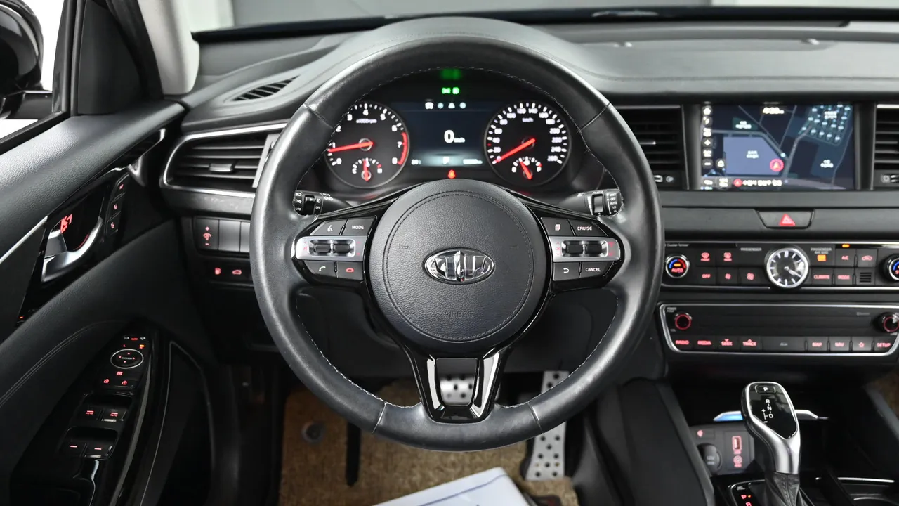 Kia K7 — miniaturë 13