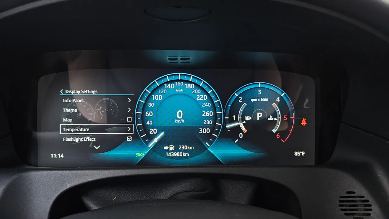 Jaguar XF — miniaturë 8