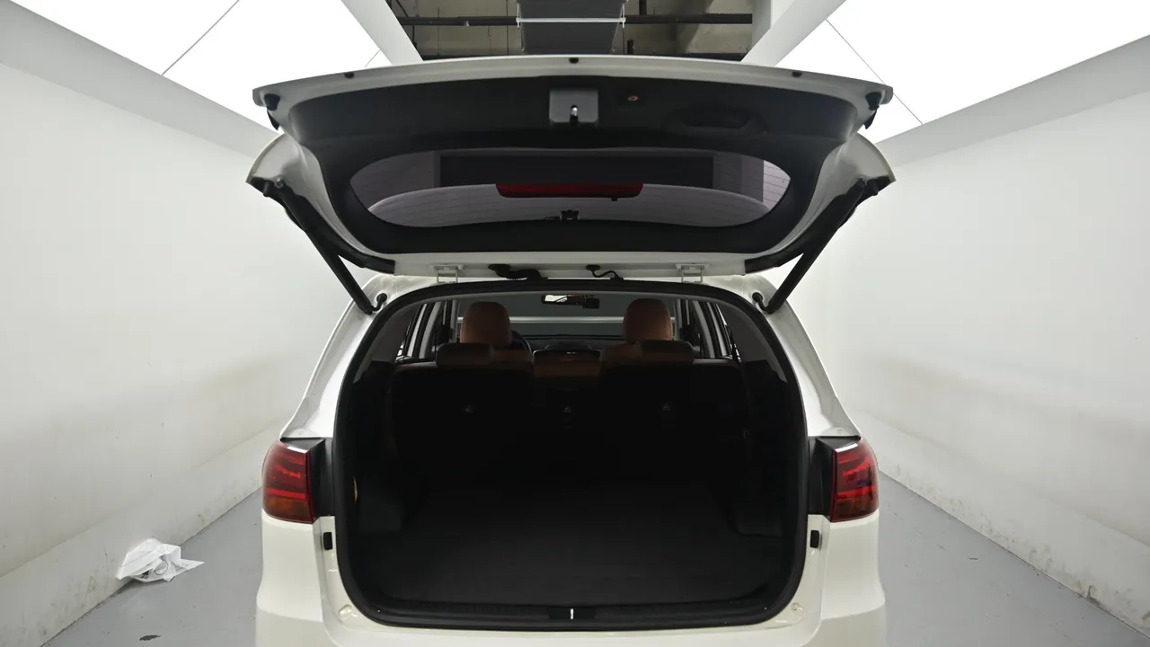 Kia Sorento — miniaturë 19