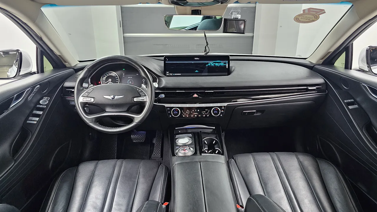 Genesis G80 — miniaturë 7